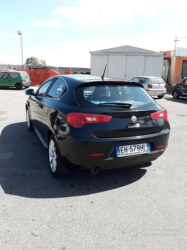 Usata Alfa Romeo Giulietta 170 CV (125 kW) 2011 Nero Utilitaria