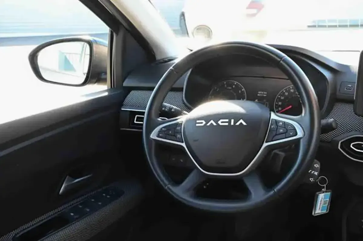 Usata Dacia Sandero Essentiel 2023 Grigio