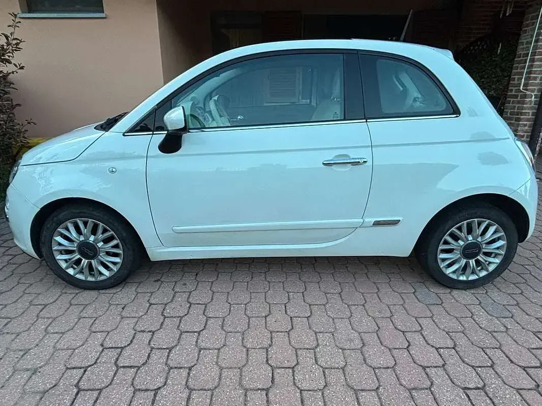 Usata Fiat 500 Lounge 69 CV (50 kW) 2014 Bianco Utilitaria