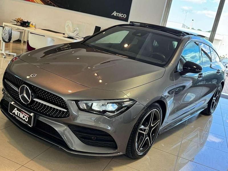 Grigio Usata 2021 Mercedes CLA200 Premium Station wagon | 27.800 € (Buon prezzo) - Immagine 1/4