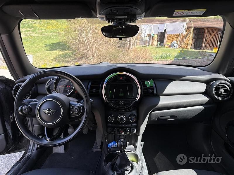 Occasion Mini ONE 102 ch (75 kW) 2022 Noir Citadine