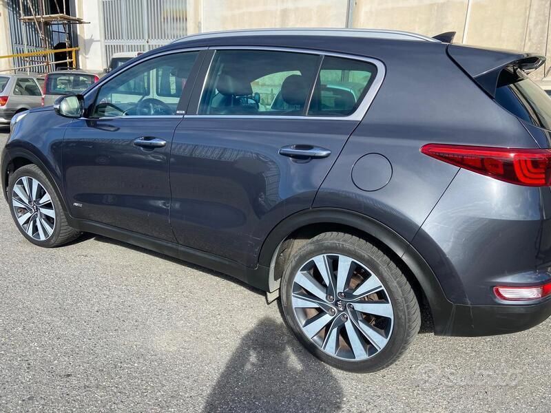 Usata Kia Sportage 136 CV (100 kW) 2016 Argento SUV