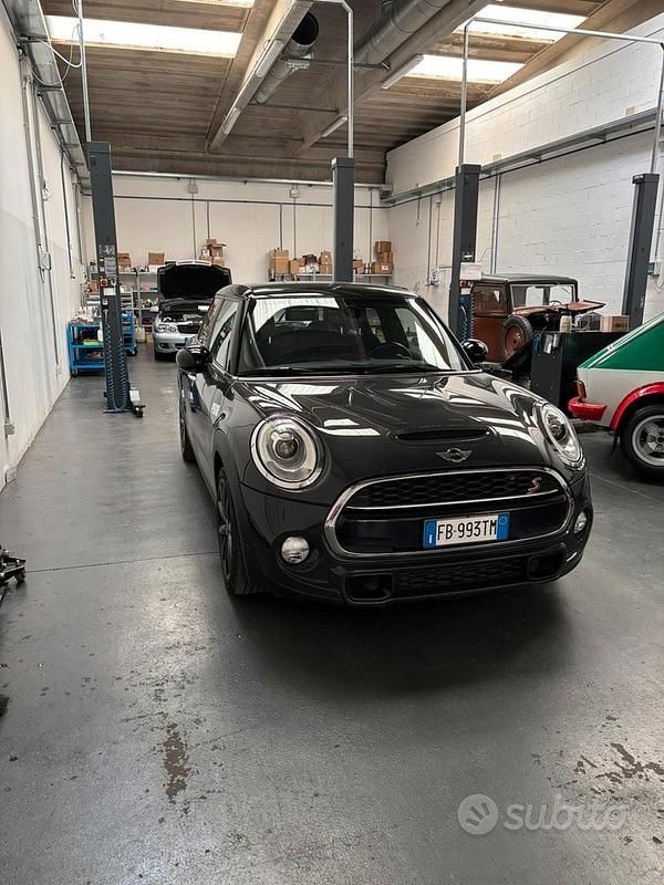 Usata Mini Cooper SD 170 CV (125 kW) 2015 Grigio Utilitaria