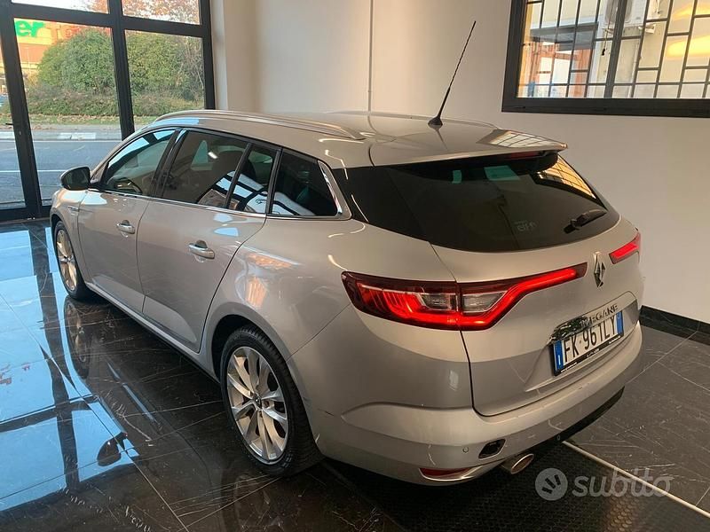 Usata Renault Mégane GrandTour 110 CV (80 kW) 2017 Grigio Station wagon
