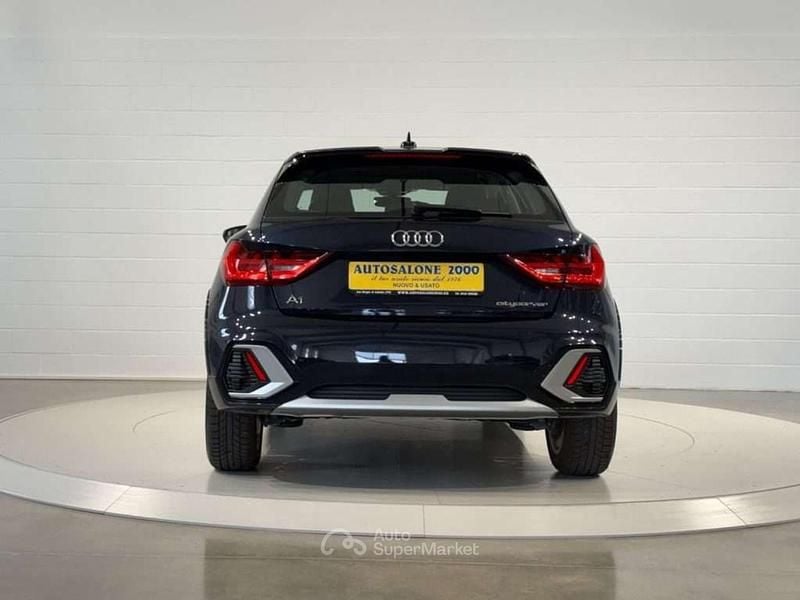 Usata Audi A1 Admired 150 CV (110 kW) 2020 Blu SUV