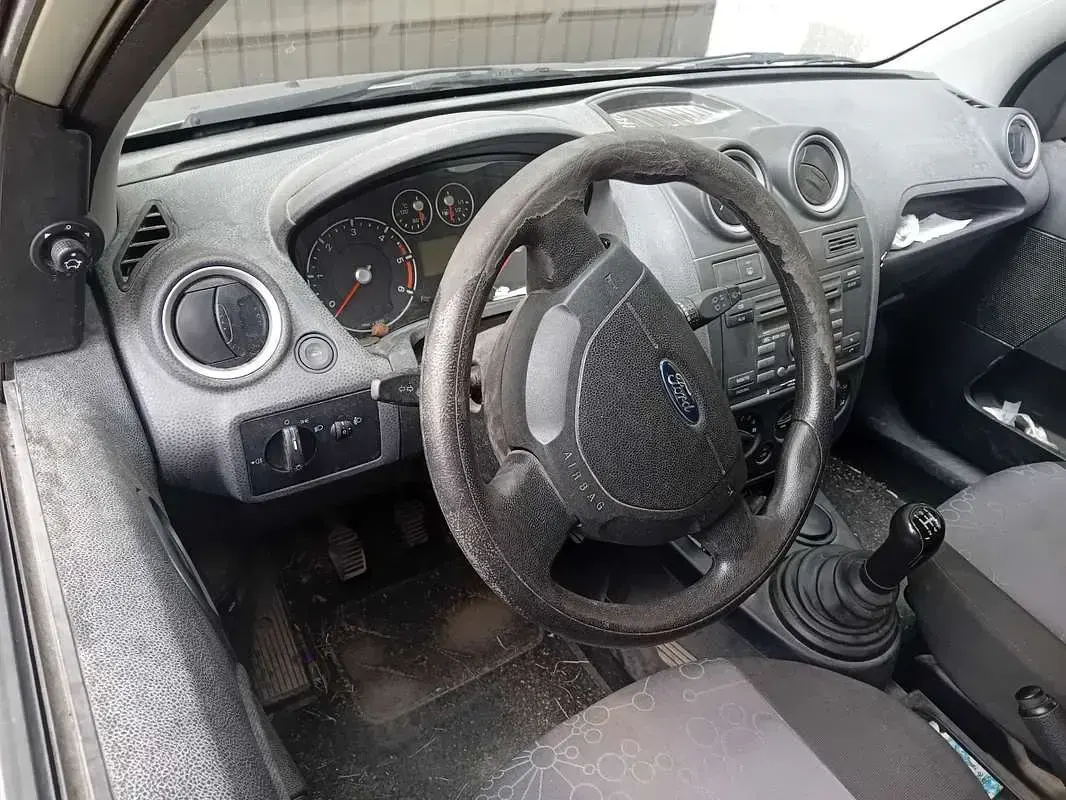 Usata Ford Fiesta 68 CV (50 kW) 2006 Utilitaria