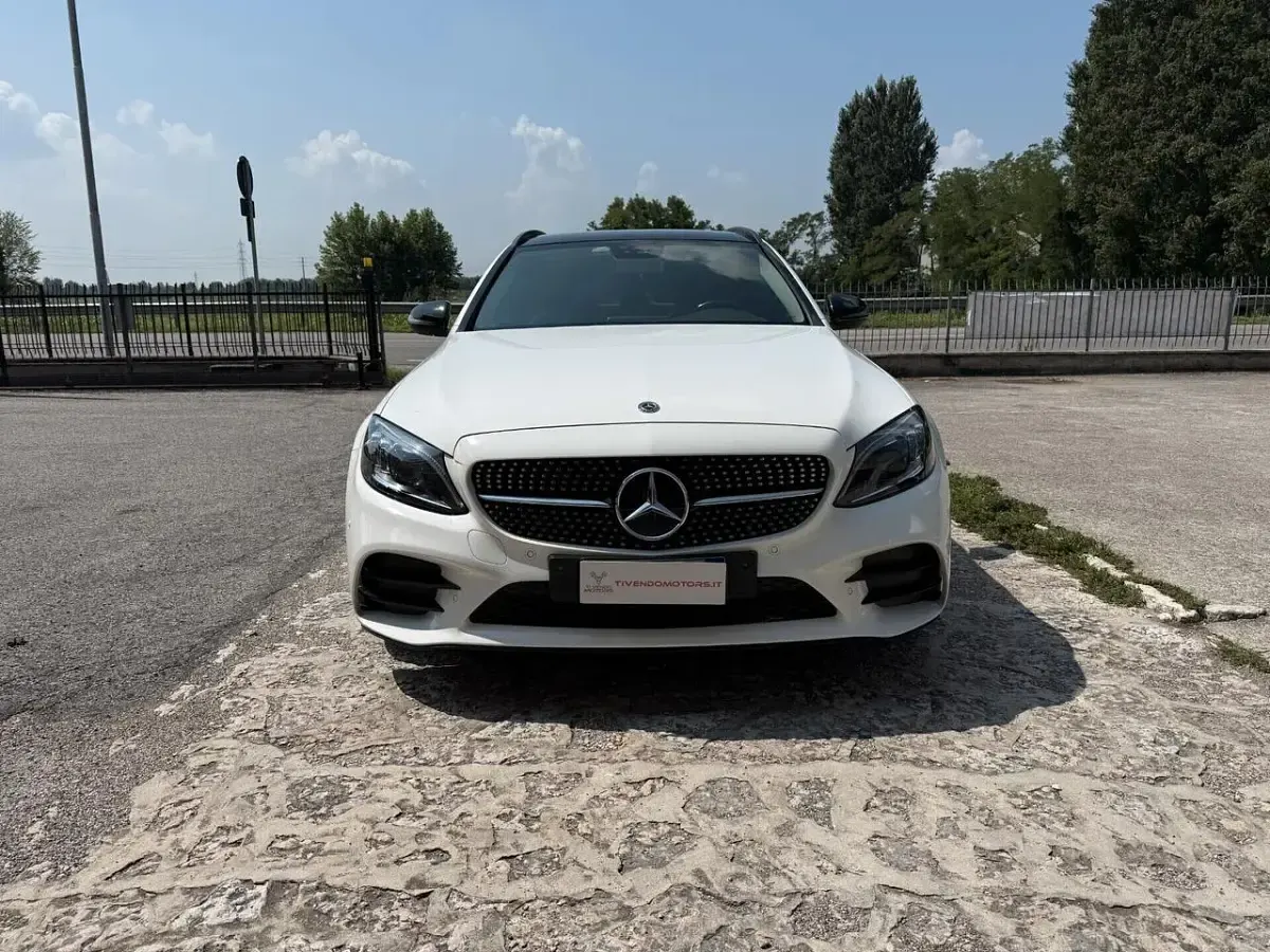 Usata Mercedes C220 Business 194 CV (142 kW) 2019 Bianco Station wagon
