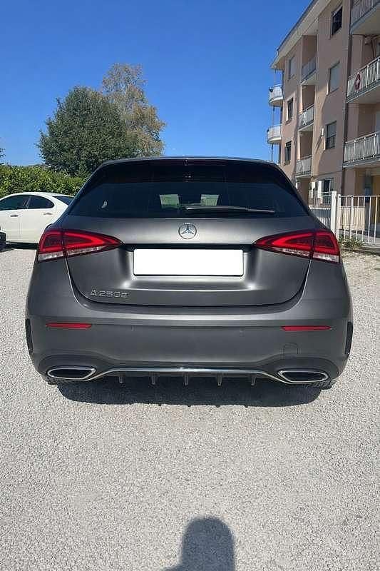 Usata Mercedes A250 Premium 160 CV (117 kW) 2021 Berlina