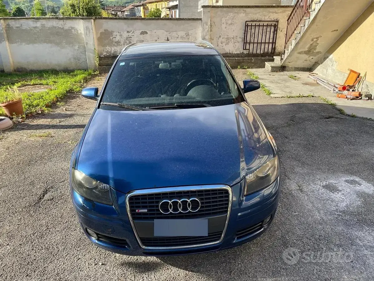 Usata Audi A3 Sportback S-Line 140 CV (102 kW) 2006 Blu Utilitaria
