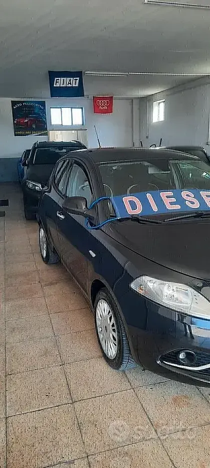 Usata Lancia Ypsilon S 95 CV (69 kW) 2017 Nero Utilitaria