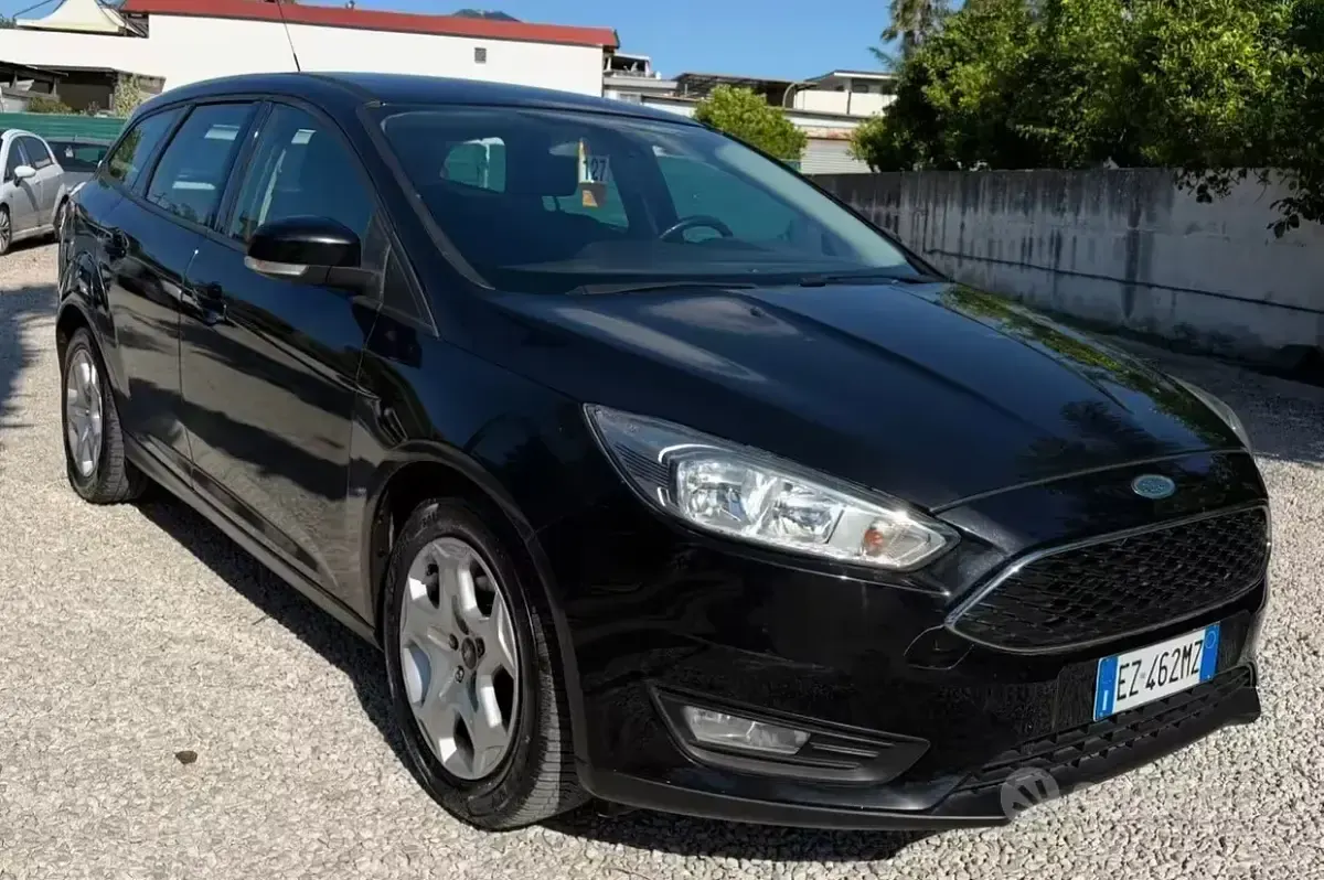 Usata Ford Focus Titanium 120 CV (88 kW) 2015 Nero Station wagon