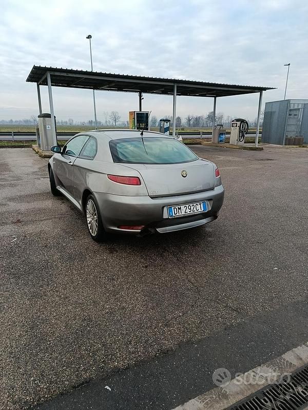 Usata Alfa Romeo GT 150 CV (110 kW) 2007 Coupé