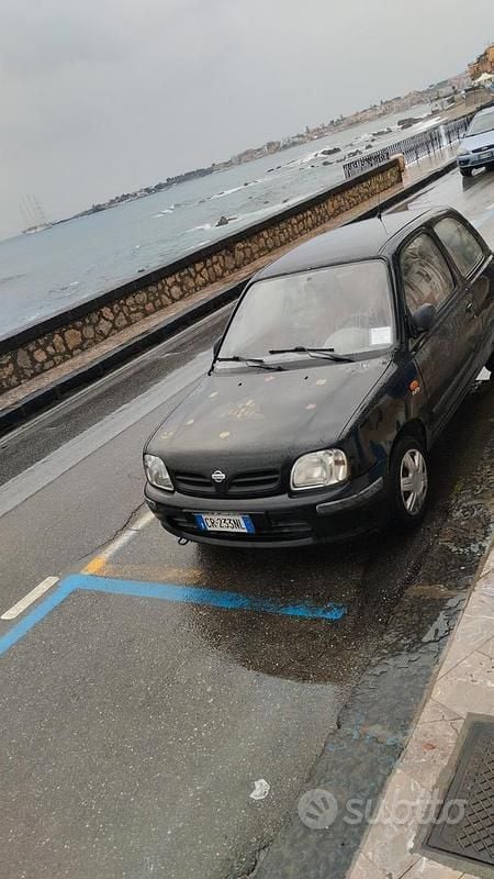 Usata Nissan Micra 54 CV (39 kW) 1999 Nero Utilitaria