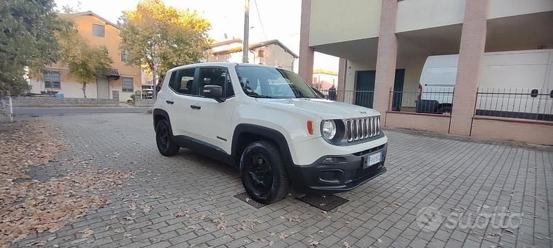 Usata Jeep Renegade Longitude 120 CV (88 kW) 2017 Bianco SUV