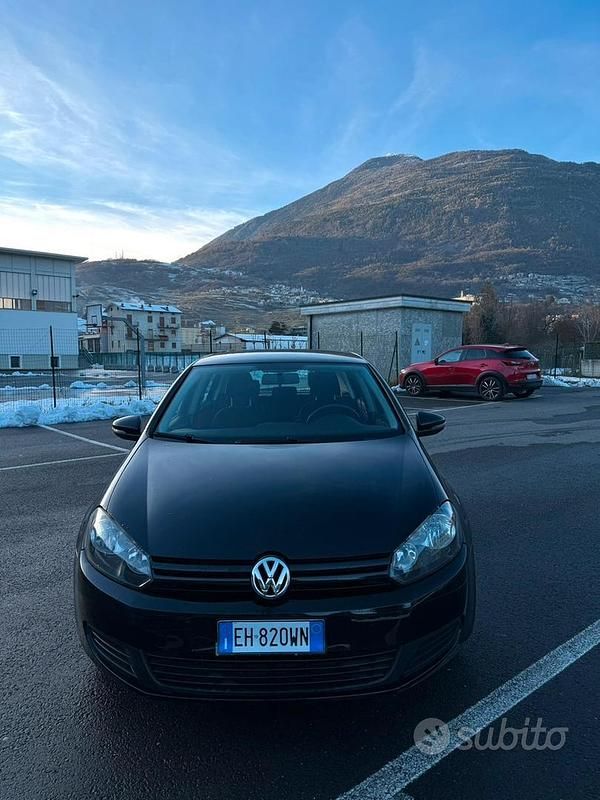 Usata VW Golf VI 79 CV (58 kW) 2011 Nero Utilitaria