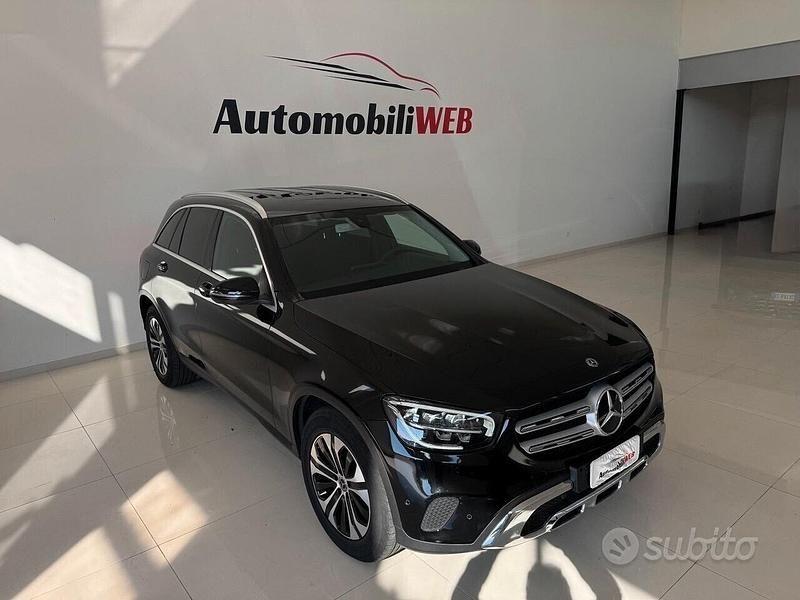 Begagnad Mercedes GLC220 Executive 194 HK (142 kW) 2020 Svart Kombi