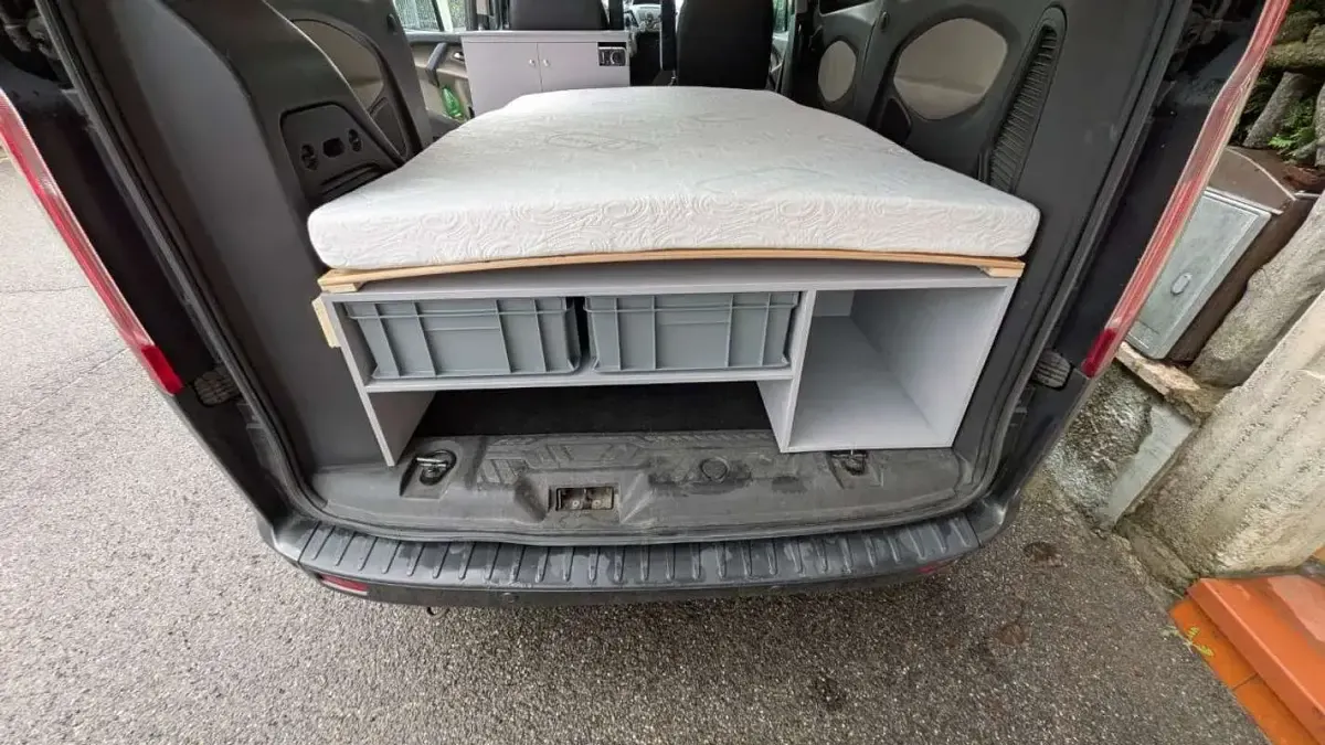 Usata Ford Tourneo Platinum 170 CV (125 kW) 2018 Grigio Monovolume