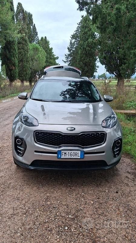 Grigio Usata 2018 Kia Sportage SUV | 12.000 € (Super prezzo) - Immagine 1/4