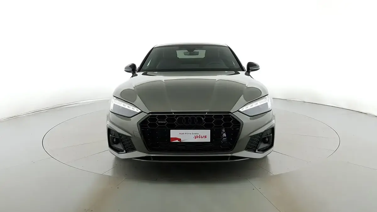 Nuova Audi Coupé S-Line 204 CV (150 kW) 2025 Grigio chronos metalizzato Coupé