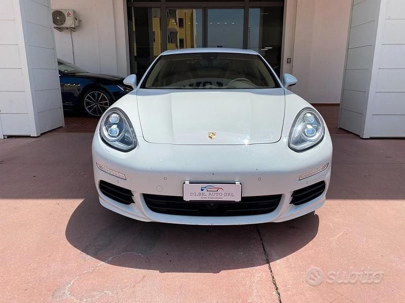 Usata Porsche Panamera 250 CV (183 kW) 2014 Bianco Berlina