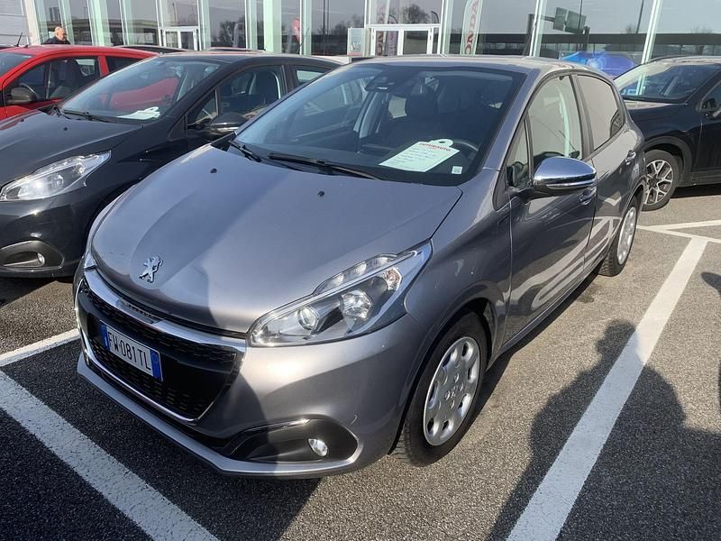 Usata Peugeot 208 Signature Sky 83 CV (61 kW) 2019 Grigio Utilitaria