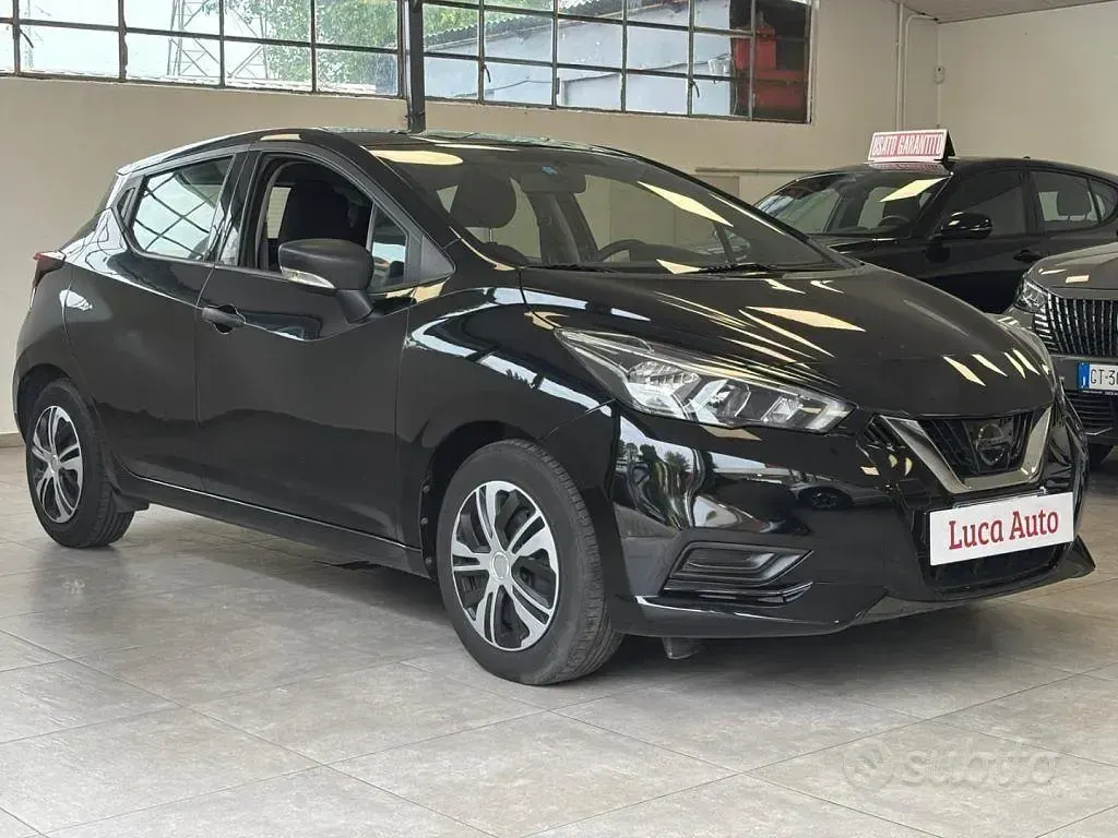 Używany Nissan Micra 71 KM (52 kW) 2018 Czarny Hatchback