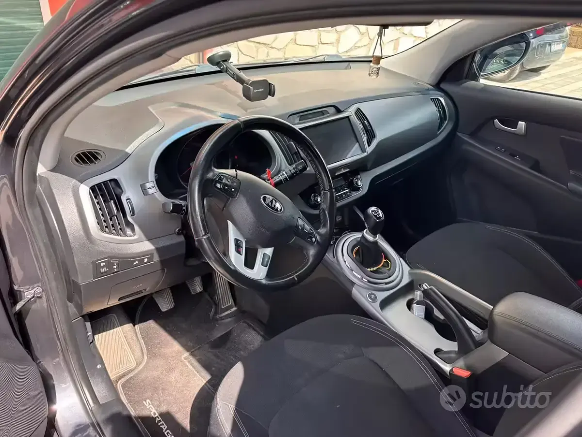 Usata Kia Sportage 135 CV (99 kW) 2015 Grigio SUV