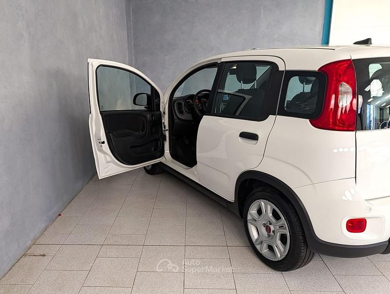 Usata Fiat Panda City Life 94 CV (69 kW) 2024 Bianco Berlina