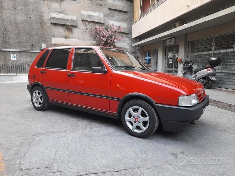 Usata Fiat Uno 49 CV (36 kW) 1994 Rosso Utilitaria