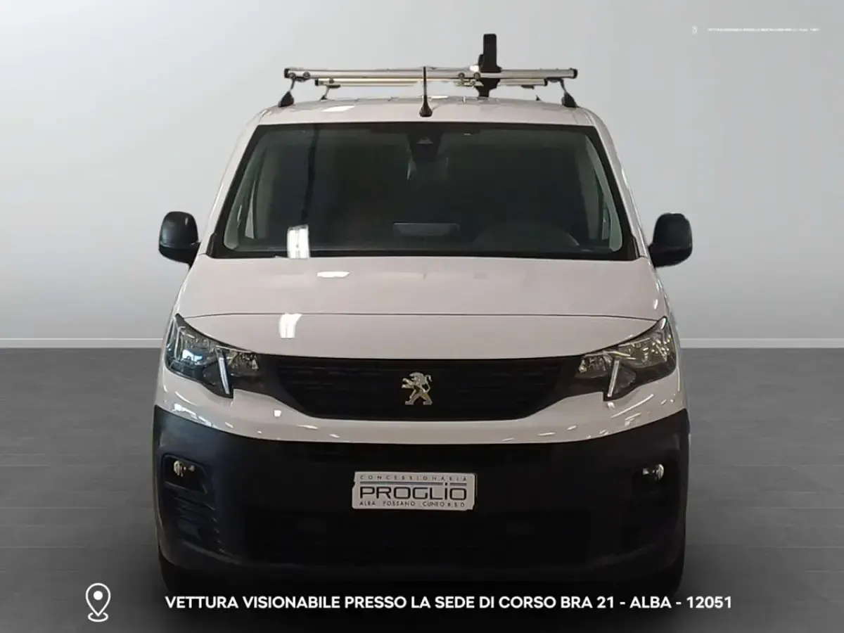 Usata Peugeot Partner S 102 CV (75 kW) 2019 0q bianco puro Monovolume