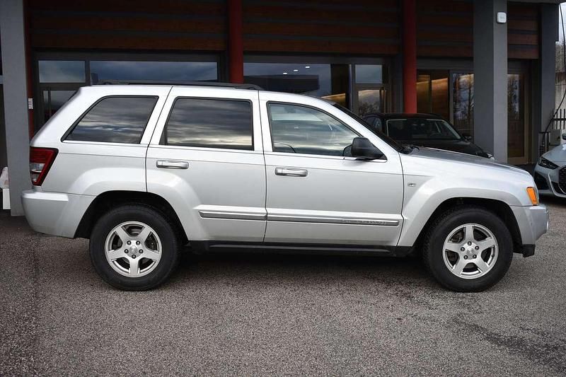 Argento Usata 2007 Jeep Grand Cherokee Limited SUV | 5500 € - Immagine 1/4