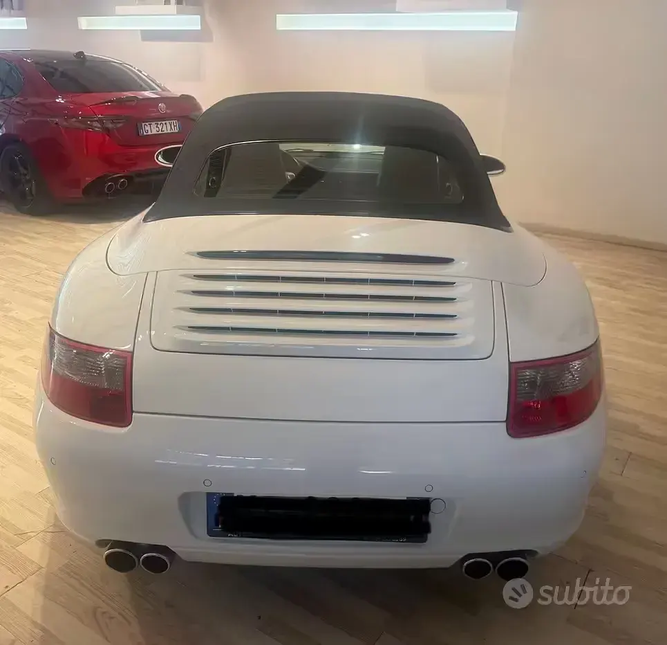 Usata Porsche 997 325 CV (239 kW) 2007 Bianco Cabrio