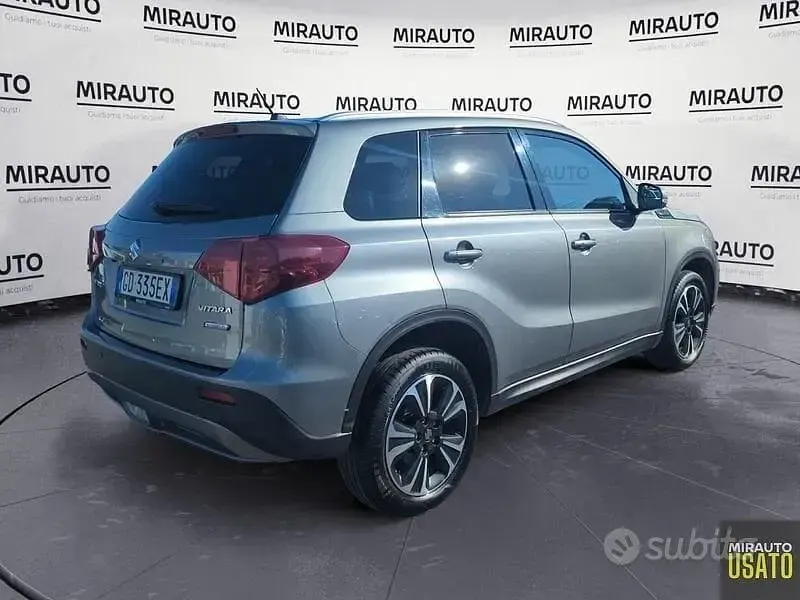 Usata Suzuki Vitara 129 CV (94 kW) 2020 Grigio SUV
