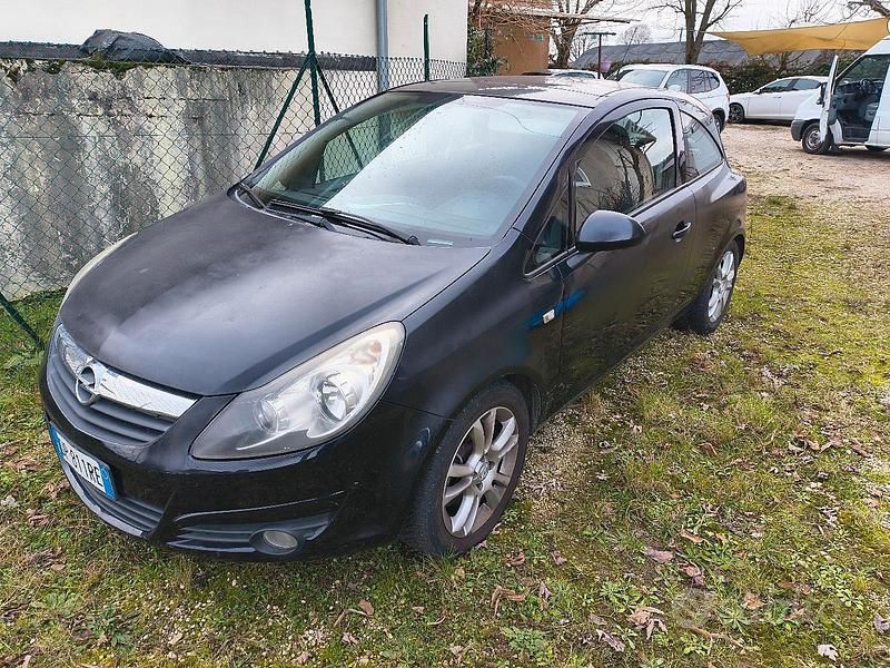 Occasion Opel Corsa 69 ch (50 kW) 2007 Noir Citadine
