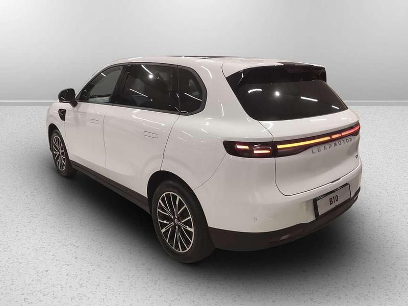 Nuova Leapmotor B10 69 kW (95 CV) 2025 Bianco SUV