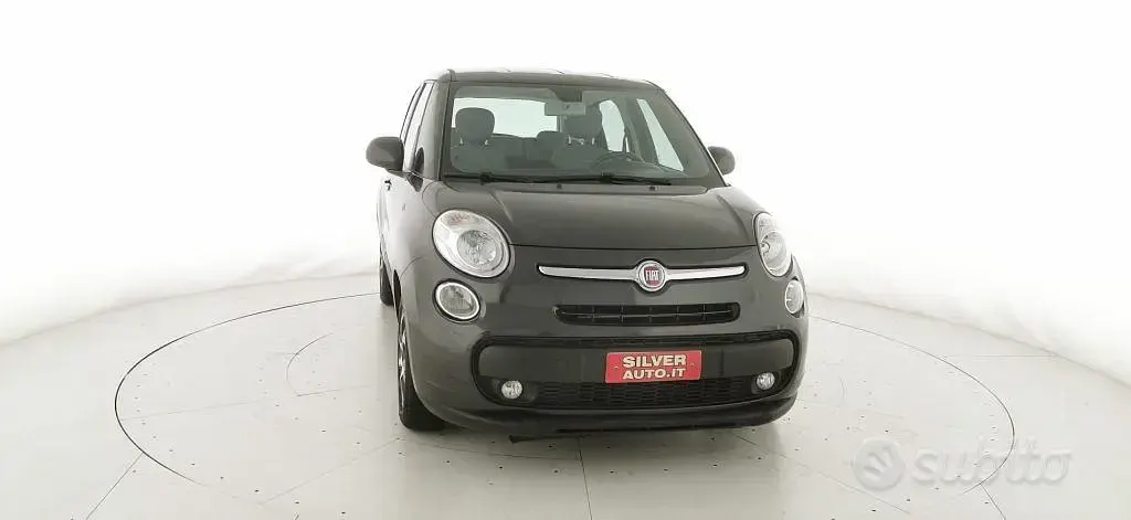 Begagnad Fiat 500L Pop Star 95 HK (69 kW) 2017 Grå Minibuss