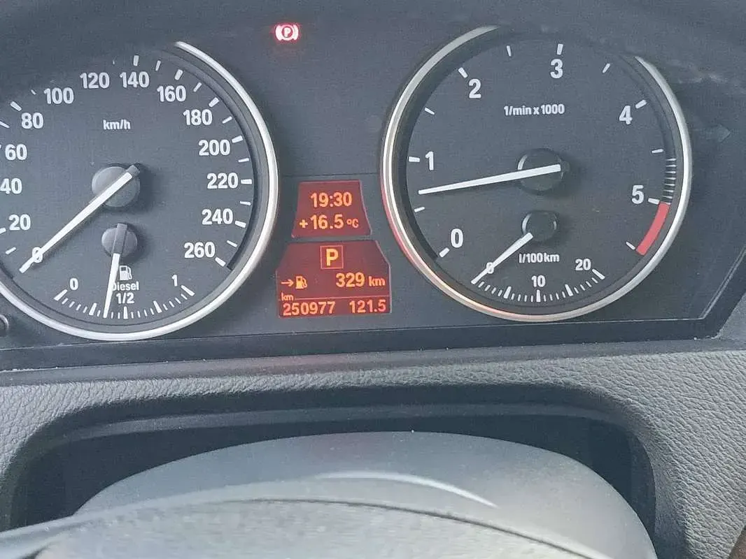 Usata BMW X5 235 CV (172 kW) 2008 Grigio SUV