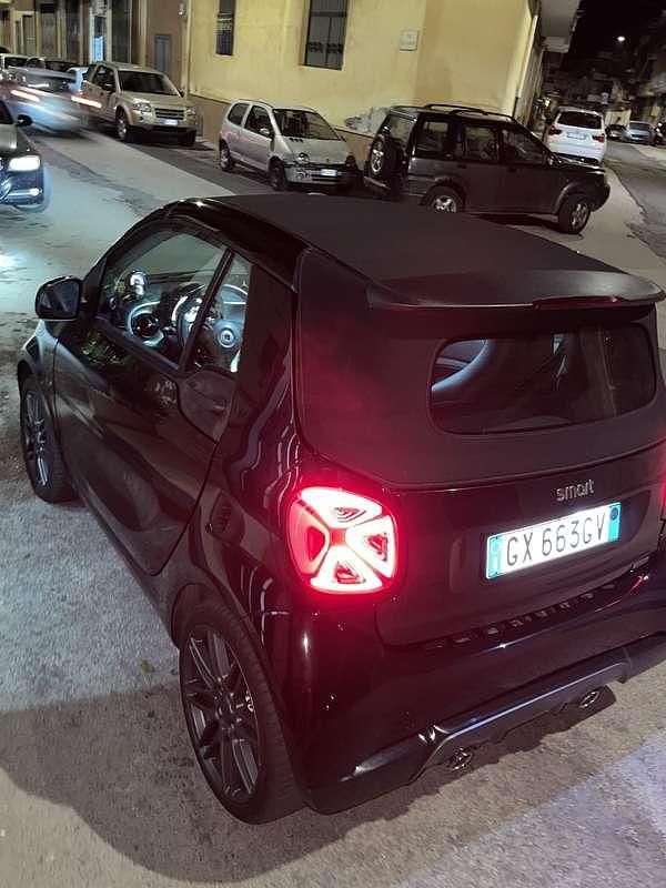 Usata Smart ForTwo Cabrio Brabus 90 CV (66 kW) 2017 Cabrio