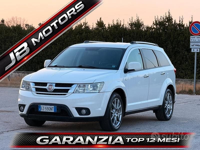 Usata Fiat Freemont Lounge 170 CV (125 kW) 2015 Bianco SUV