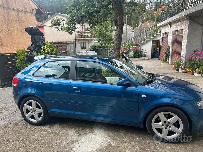 Usata Audi A3 2005 Blu Utilitaria