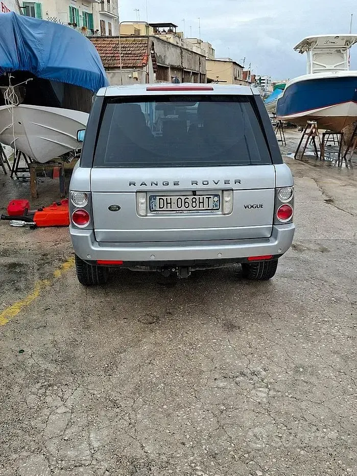 Usata Land Rover Range Rover Vogue 272 CV (200 kW) 2007 Grigio SUV