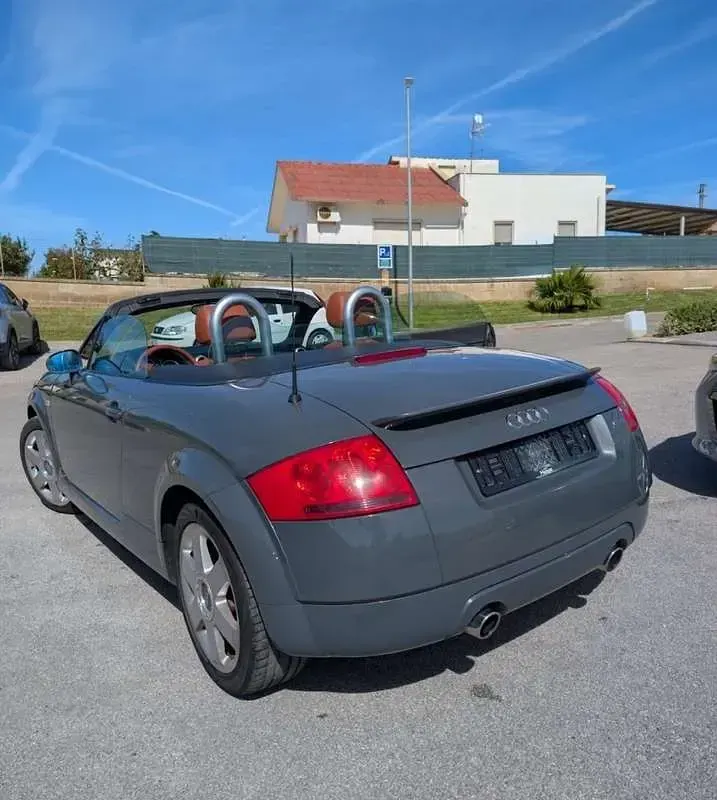 Usata Audi TT Roadster 224 CV (164 kW) 2001 Cabrio