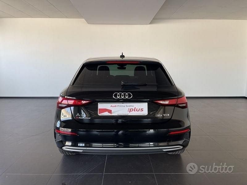 Usata Audi A3 Sportback Design 150 CV (110 kW) 2021 Nero Utilitaria