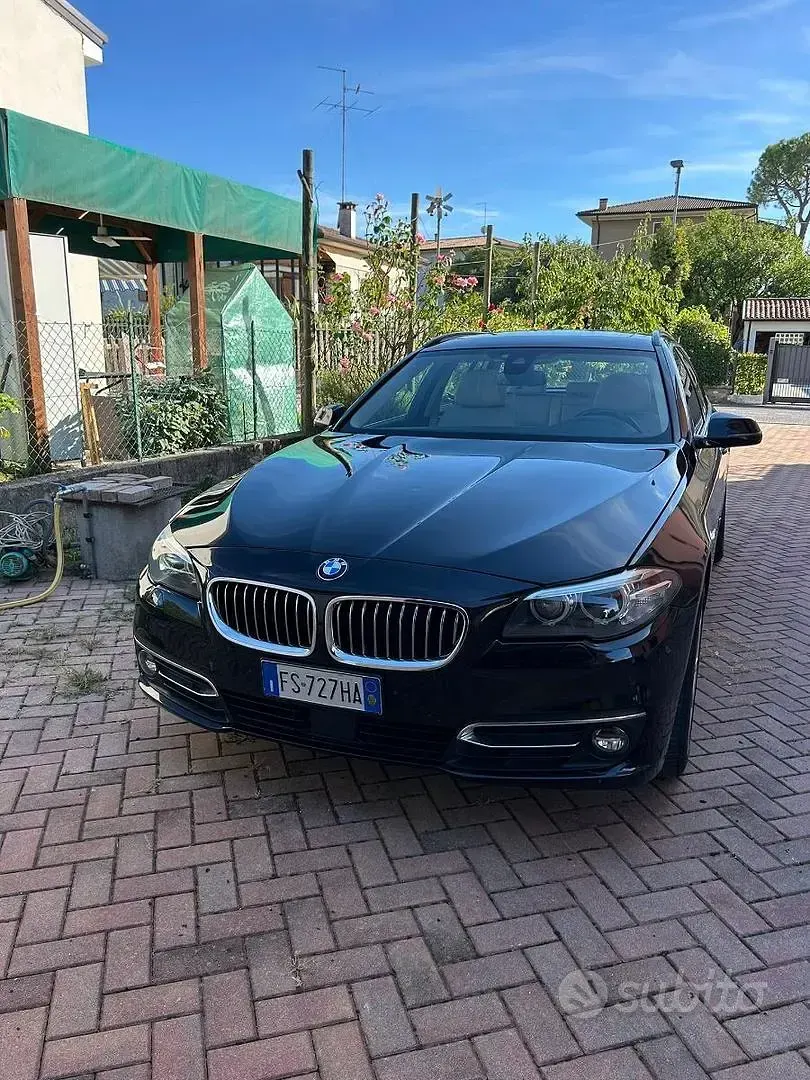 Usata BMW 525 Luxury Line 218 CV (160 kW) 2015 Nero Station wagon