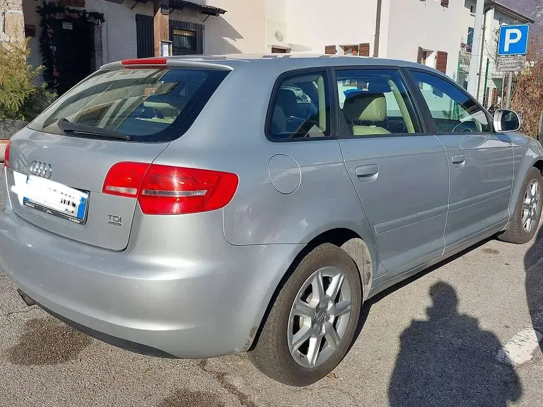 Usata Audi A3 Attraction 170 CV (125 kW) 2008 Argento Utilitaria