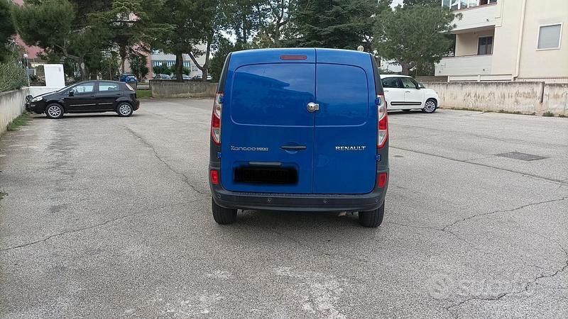 Usata Renault Kangoo 116 CV (85 kW) 2021 Blu Berlina