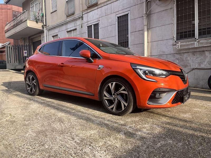 Begagnad Renault Clio V R.S. 131 HK (96 kW) 2020 Orange Sedan