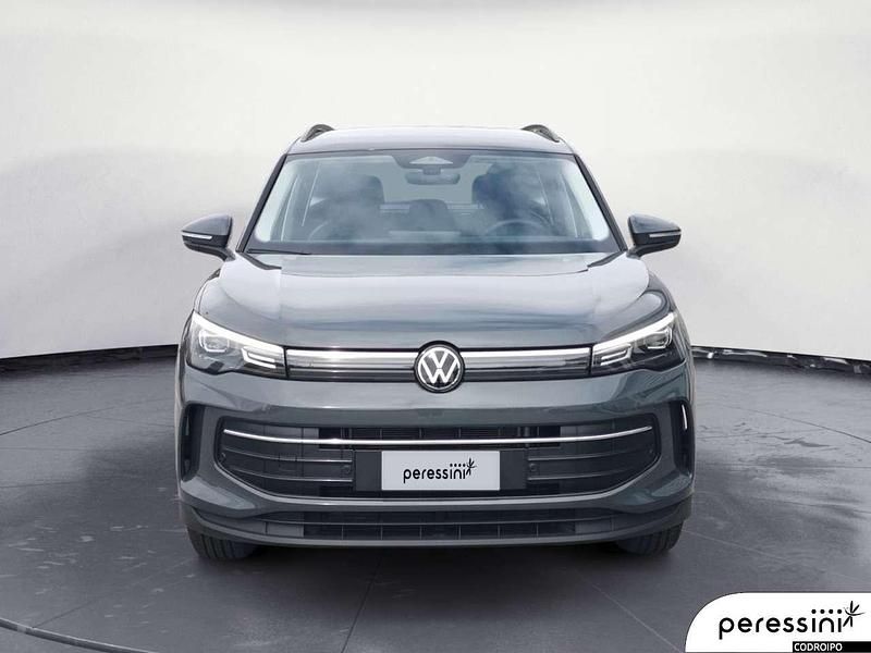 Usata VW Tiguan Life 150 CV (110 kW) 2025 Dolphin grey metallizzato SUV