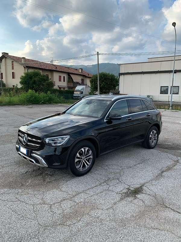 Usata Mercedes GLC300 Premium Plus 245 CV (180 kW) 2019 SUV