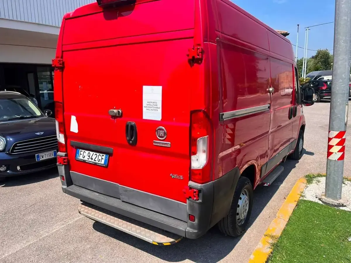Usata Fiat Ducato 136 CV (100 kW) 2016 Rosso Furgone